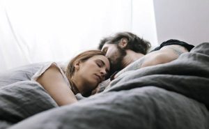 1 nieoczekiwany dowód, że Twój partner naprawdę Cię kocha – według psychologa