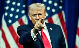 Trump: Firmy samochodowe wracają z Kanady do USA