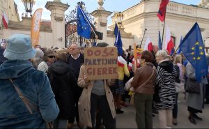 Protest „Chcemy być SAFE” przed Pałacem Prezydenckim