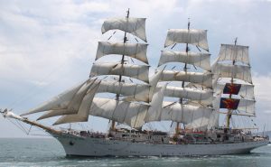 „Dar Młodzieży” popłynie na jubileusz do USA