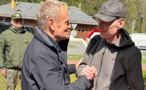 Andrzej Poczobut na wolności. Wymiana więźniów na granicy z Białorusią