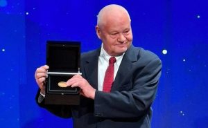 Prezes NBP wyróżniony prestiżową nagrodą