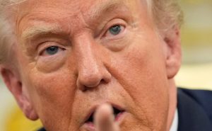 Trump: Nałożę na Europę 100 % cła jeśli wprowadzą podatek cyfrowy
