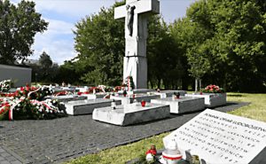 Ukraińcy złożą wieniec ofiarom Wołynia. „UPA nie jest naszym bohaterem”