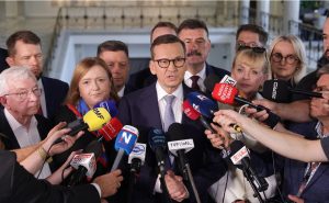 Morawiecki tworzy nowy klub parlamentarny. PiS odpowiada krytyką