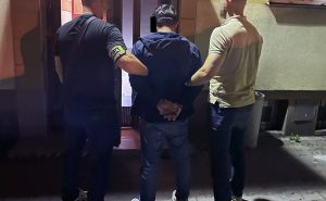 Zatrzymano imigranta, który onanizował się na przystanku