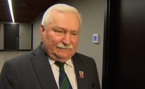 Wałęsa nie odpowie za składanie fałszywych zeznań