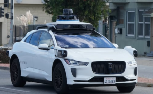 Waymo może odebrać pracę kierowcom taksówek i Ubera w Toronto
