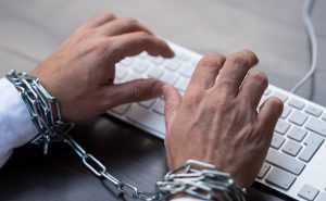 Koalicja przegłosowała ustawę o cenzurze w internecie